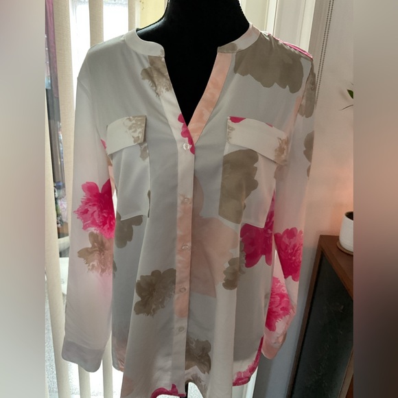 Calvin Klein Tops - Calvin Klein Floral Button Down Top